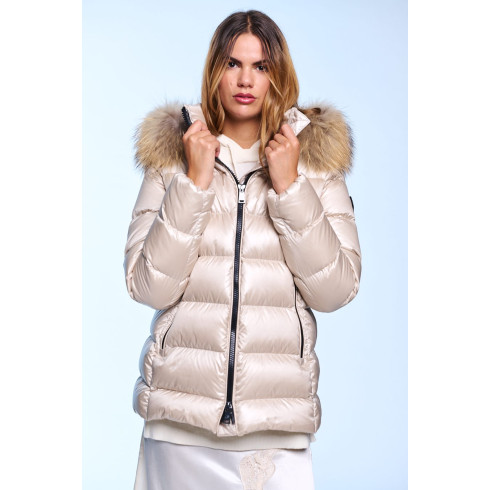 PRINCESS I BEIGE HENRY ARROWAY